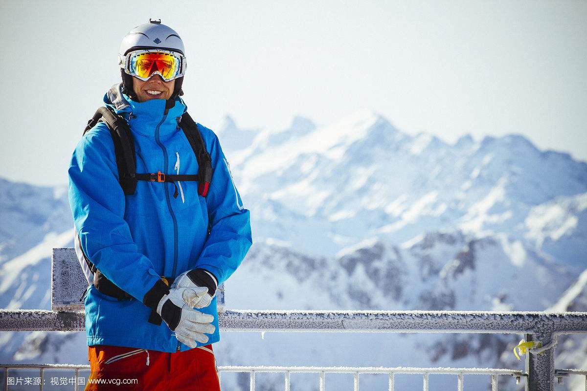 一篇文章告訴你，滑雪服和沖鋒衣羽絨服有什么區別